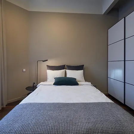 Deco *